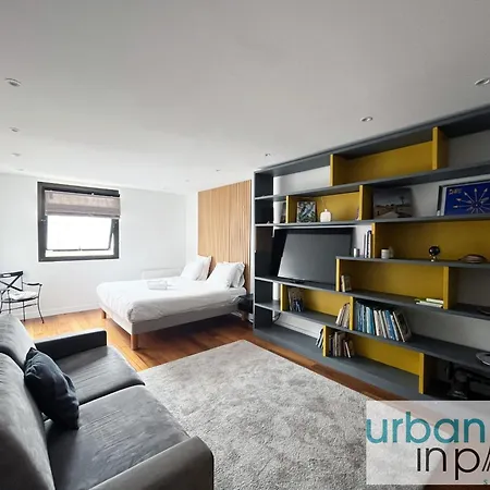 Urban Flat 168 - Spacious 1-bedroom In Appartamento *