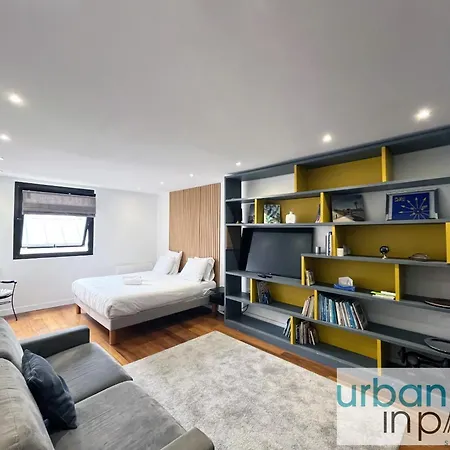 Appartamento Urban Flat 168 - Spacious 1-bedroom In *