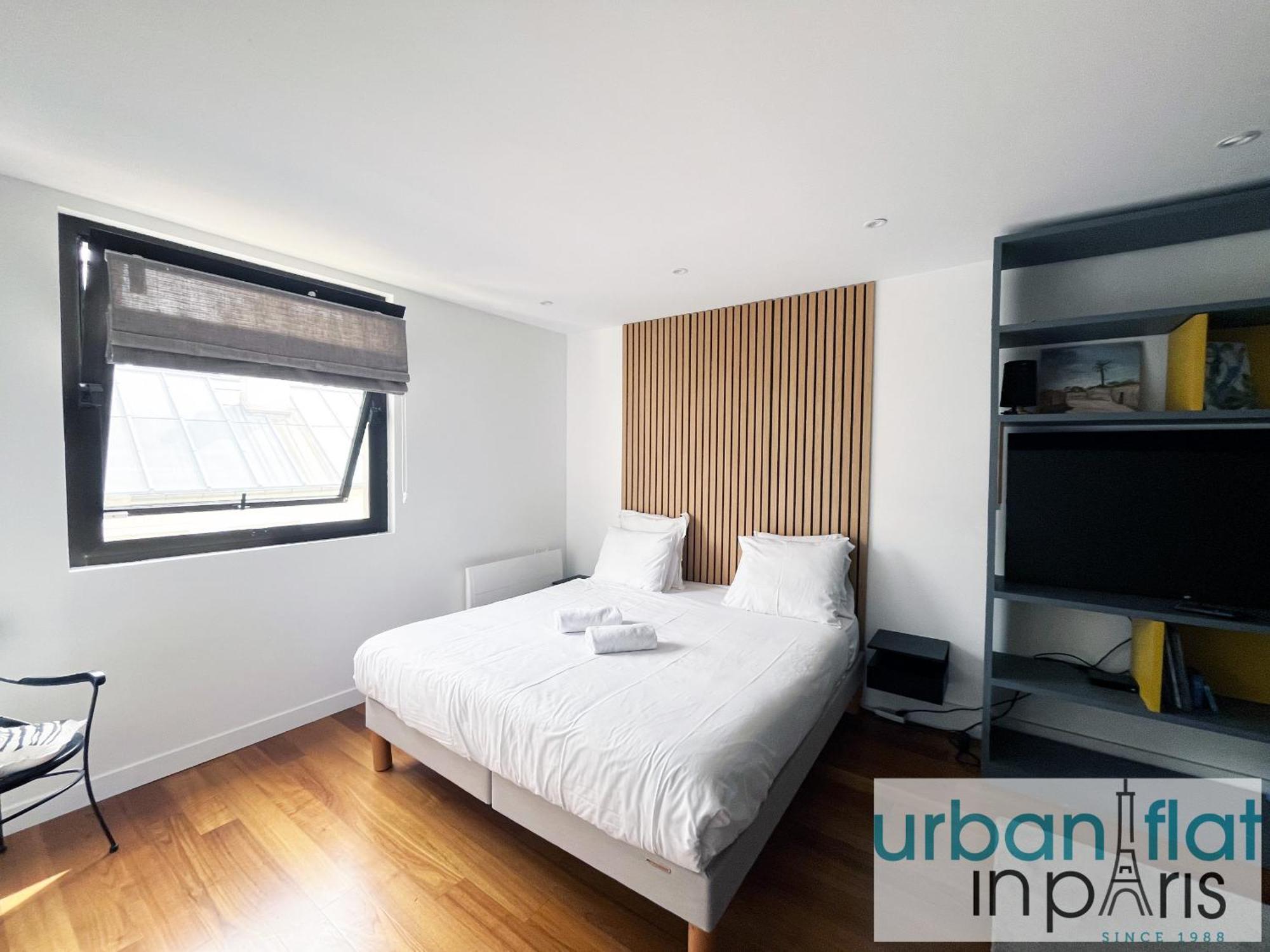 Urban Flat 168 - Spacious 1-bedroom In Appartamento